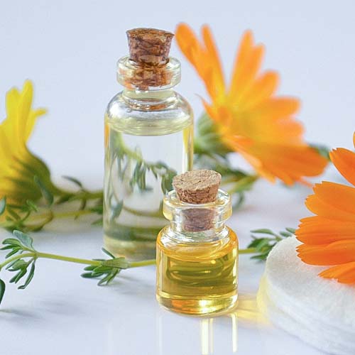 aromathérapie pot de crème composés aromatiques extraits de plantespharmacie Anatole France